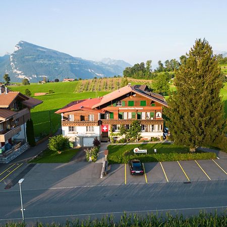 Hotel Restaurant Sunnmatt Aeschi Bei Spiez 外观 照片