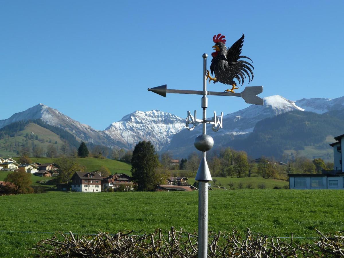 Hotel Restaurant Sunnmatt Aeschi Bei Spiez 外观 照片